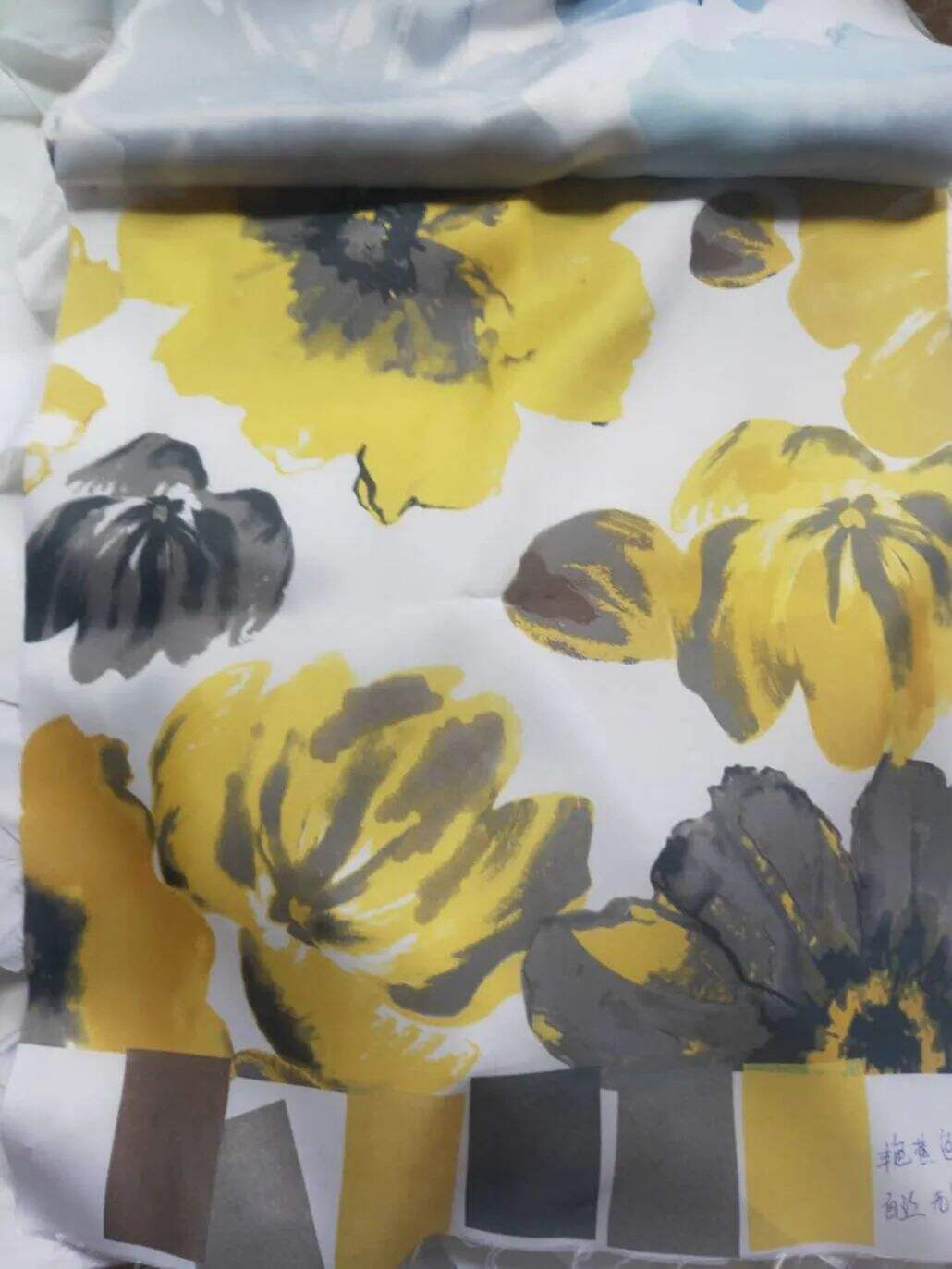 Foulola News:One Side Pure Linen,One Side Top Printed manufacture