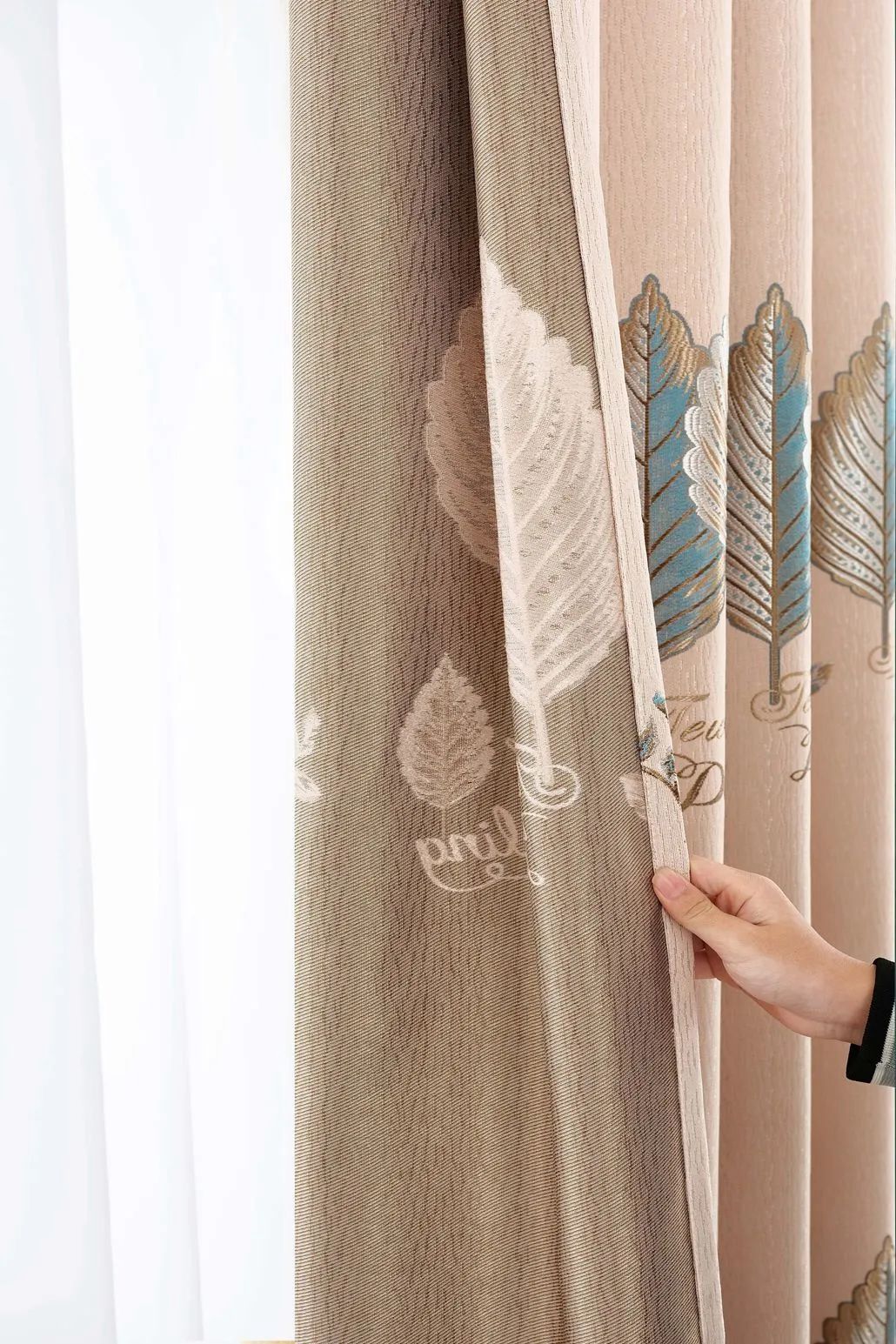 Foulola News:2.8/3.2m Width Jacquard Blackout Curtain 2201Series factory