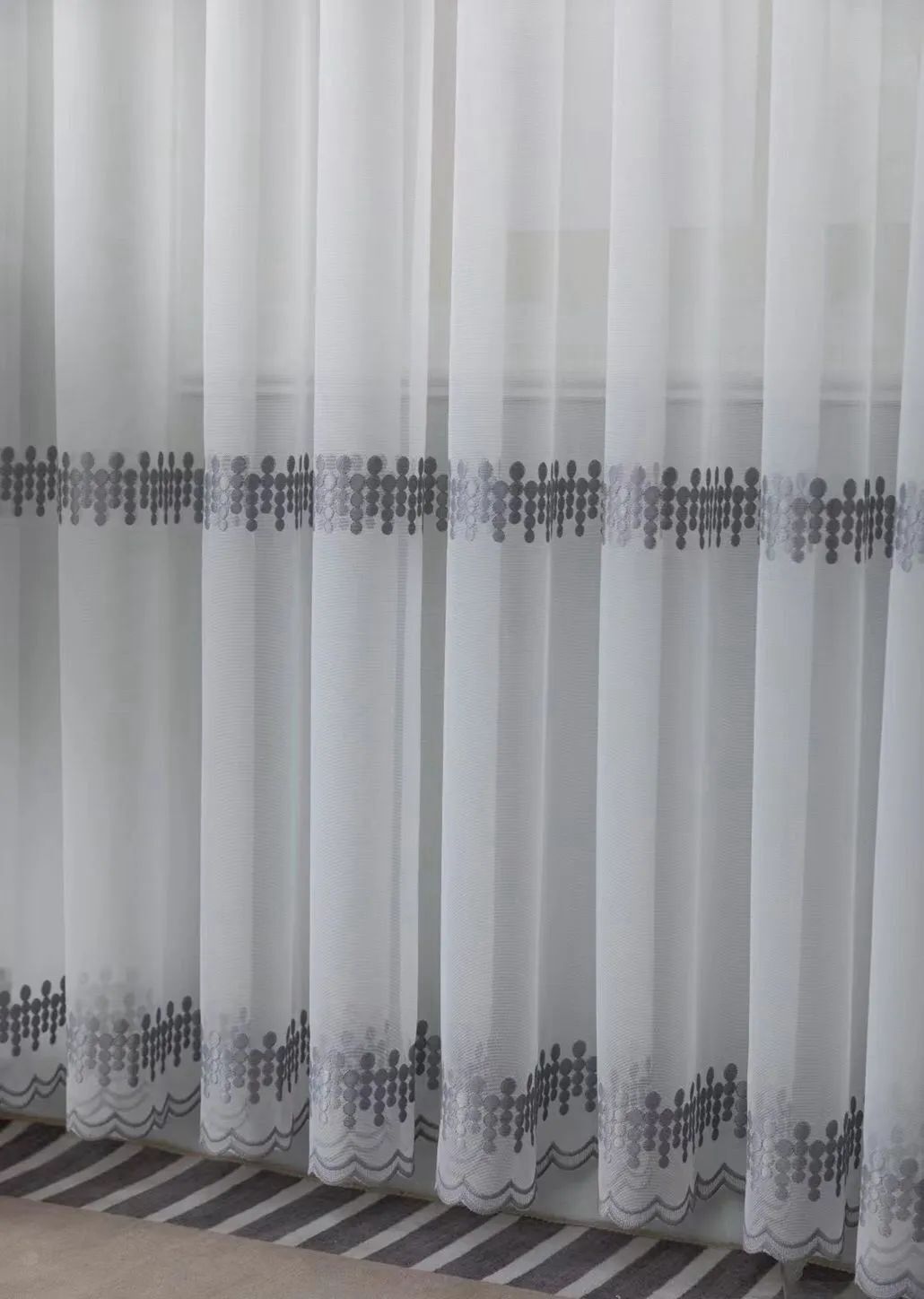 Foulola News: ALGZ/YDQL/XXQ/XKDD/HHC/FDFHRL#Embroidery Sheers supplier