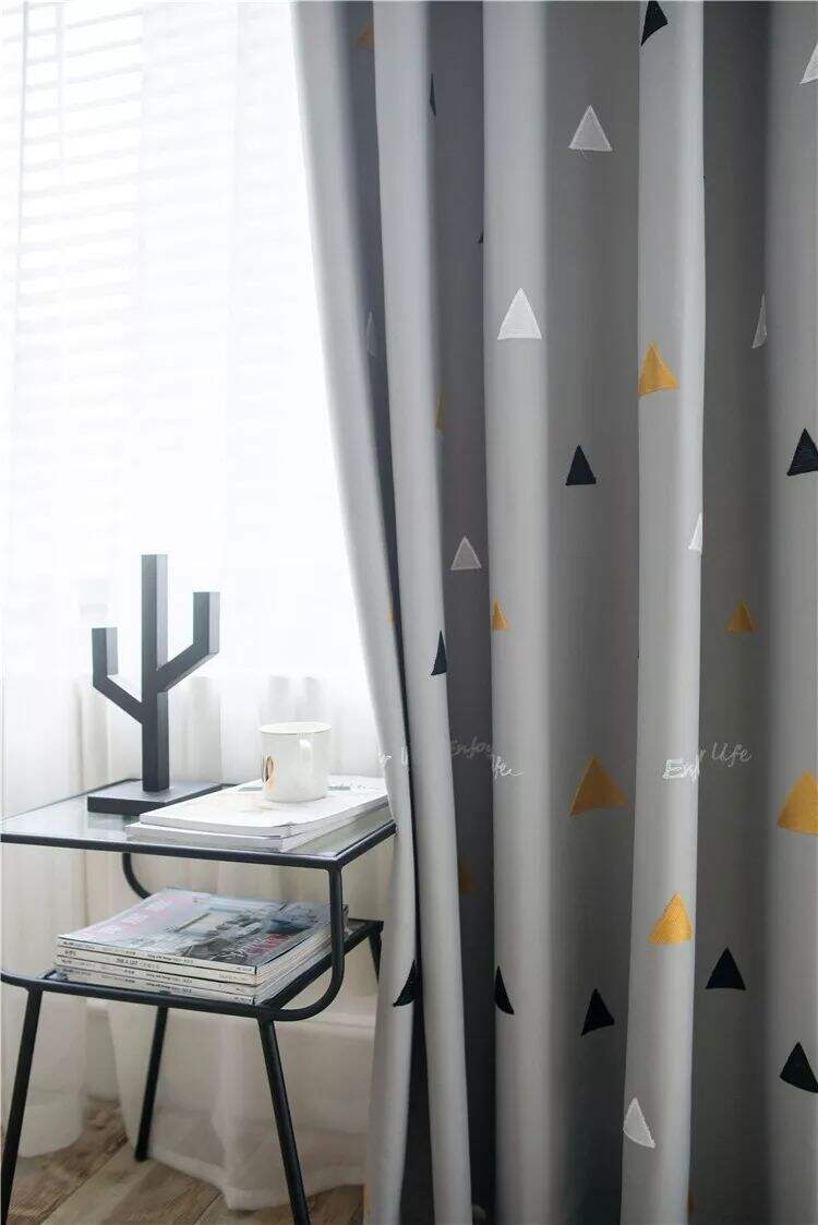 Foulola News: Simple Europe Style Triangle Embroidered supplier