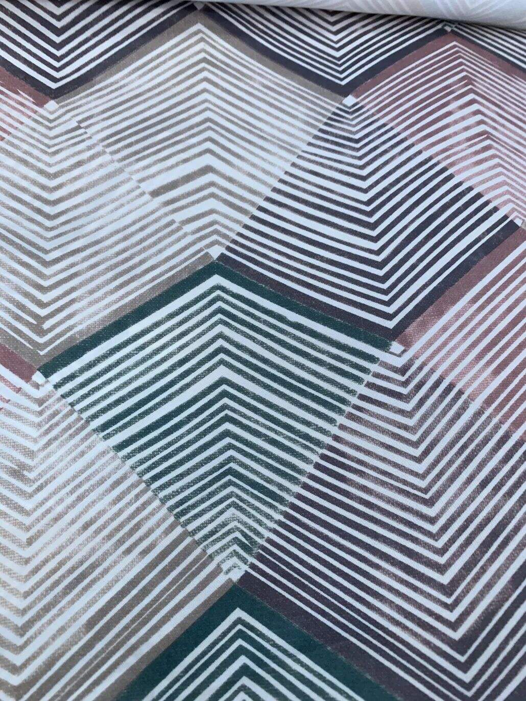 2021 (Summer) Foulola News:High Grade Print-- Abstract Syle 2/2 details