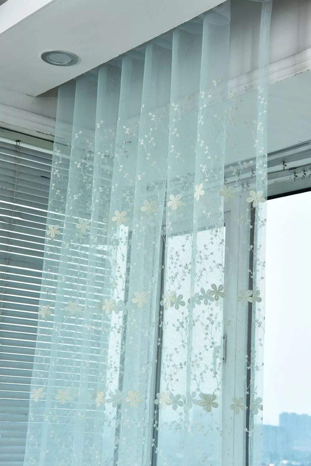 Foulola News: Romatic Flower Embroidered Milk Lace Curtain factory