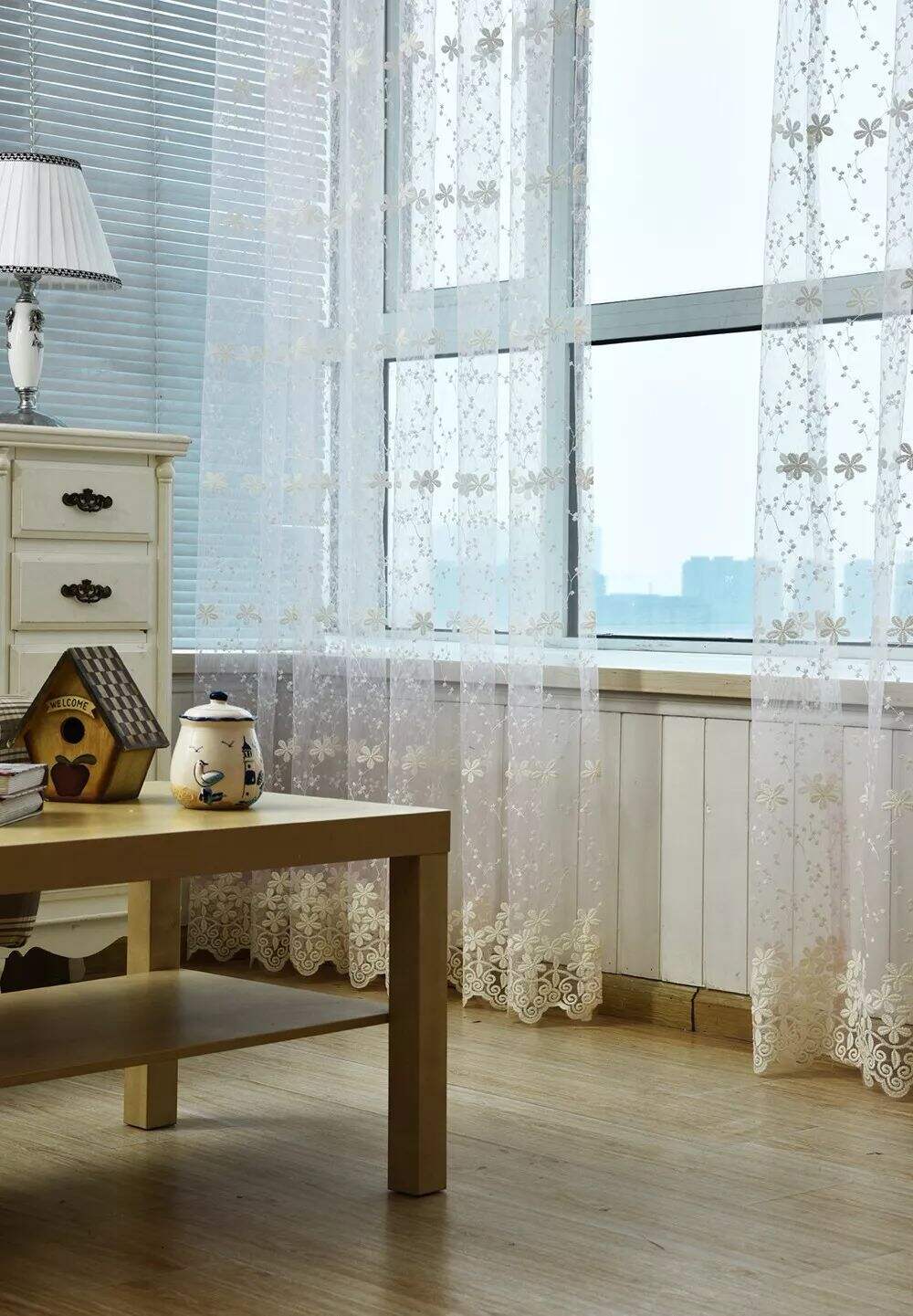 Foulola News: Romatic Flower Embroidered Milk Lace Curtain manufacture