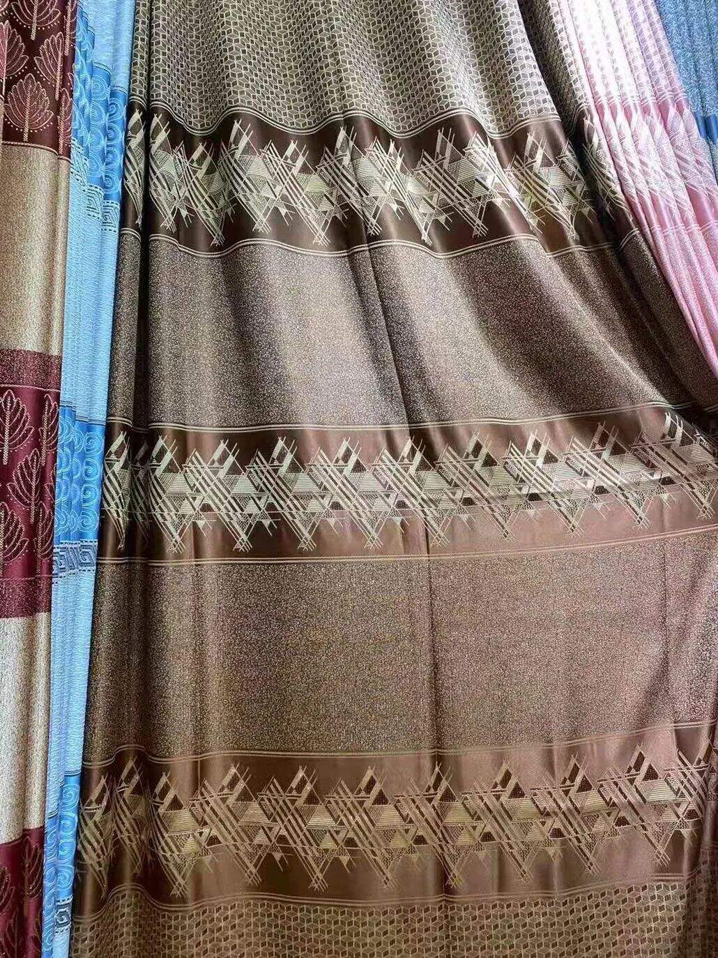 Foulola News: 2021 New Promotion Cheap Jacquard Curtain 550g factory