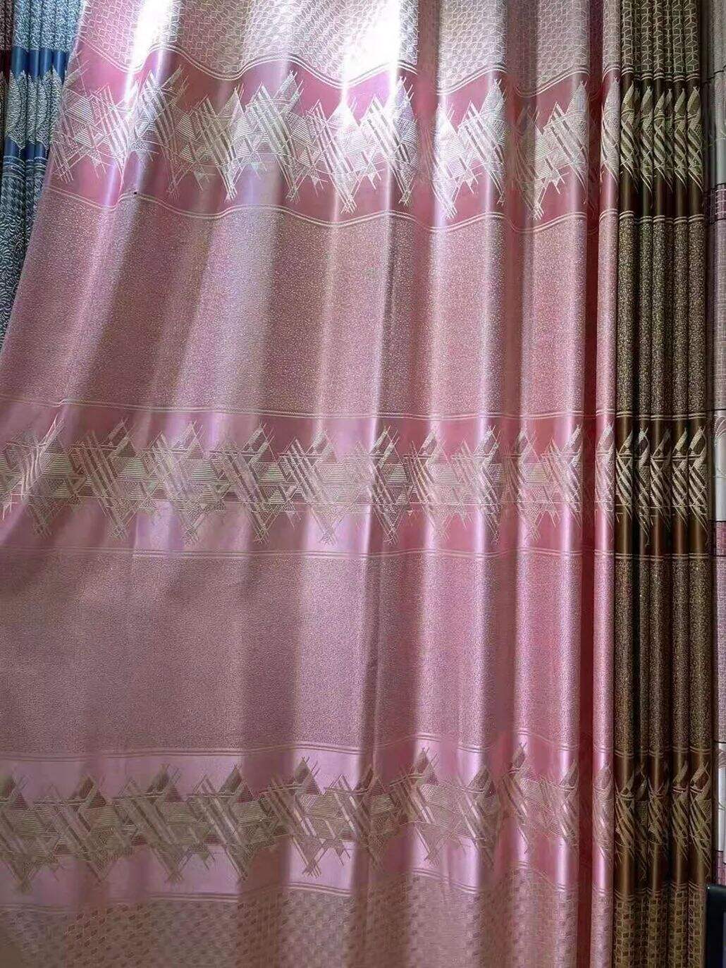 Foulola News: 2021 New Promotion Cheap Jacquard Curtain 550g supplier