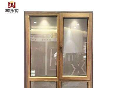 Како алуминијумски покривени дрвени прозори балансирају трајност и стил