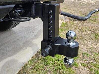 Safe Use of Towing Hooks: Maintenance Tips for Long-Distance Driving