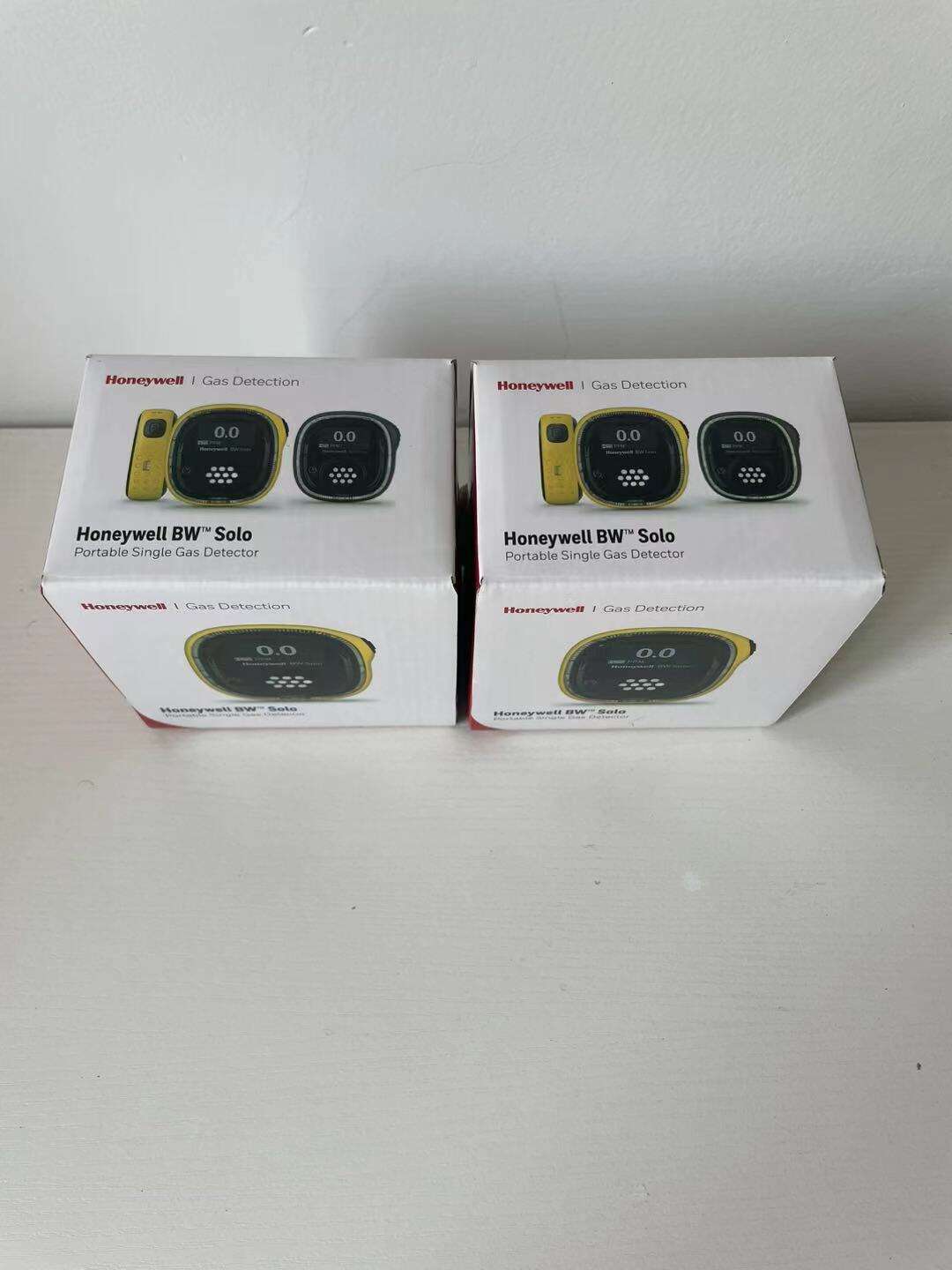 Honeywell BW Solo Single-Gas Detector with Bluetooth and Yellow Housing, SO2, 0 to 100 Ppm details