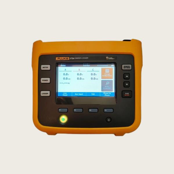 Monitoring voltage fluctuations with Hioki Power Quality Analyzer