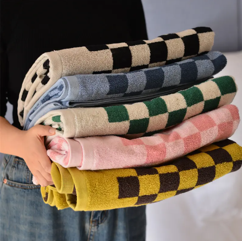 QK 100% Cotton  Houndstooth TextureTerry Absorbent Jacquard Bath Towels Quick Drying Beach Towel Manufacturer OEM  ODM Supported factory