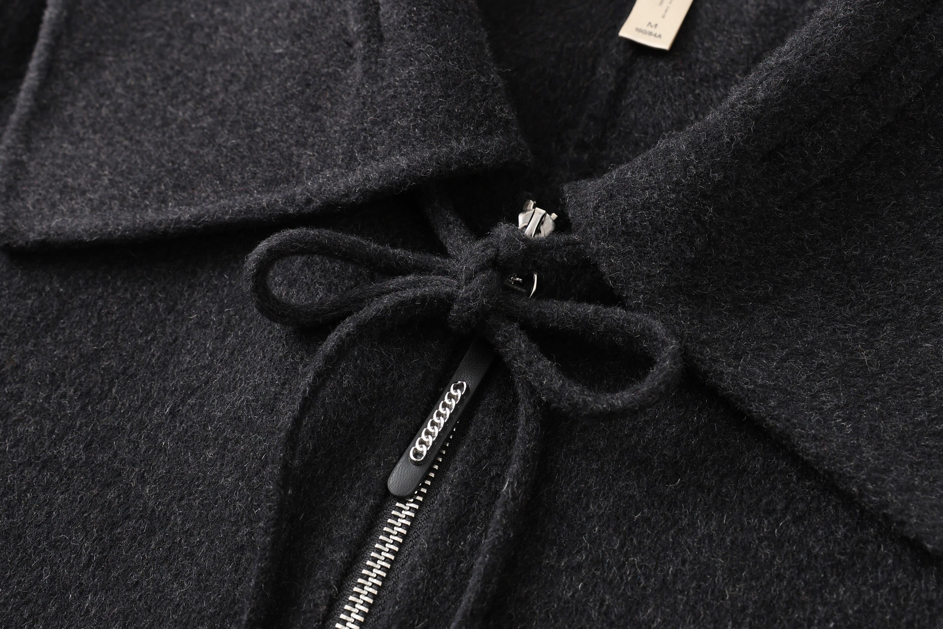 Women's Woolen Winter Coat with Single-Button Collar Feathers Filled Fastening Button Highly Warm & Comfortable Short Style manufacture