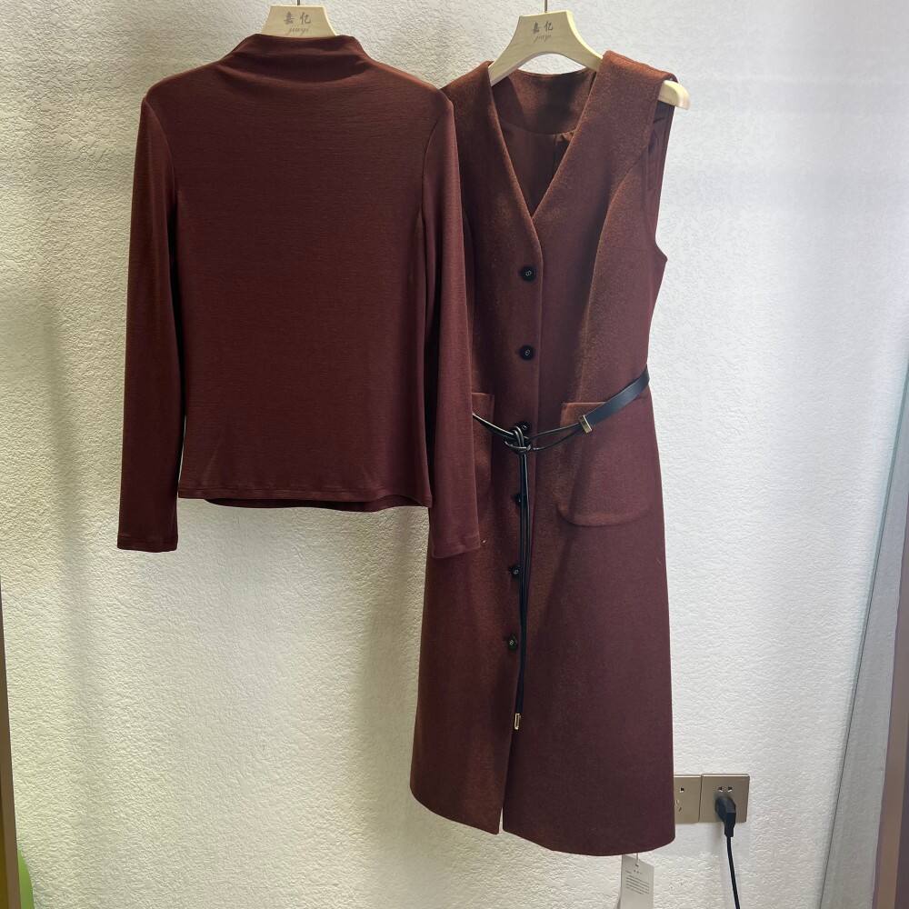 Women's Long-Sleeved Two-Piece Vest Dress for Autumn and Winter New Release with Temperament supplier