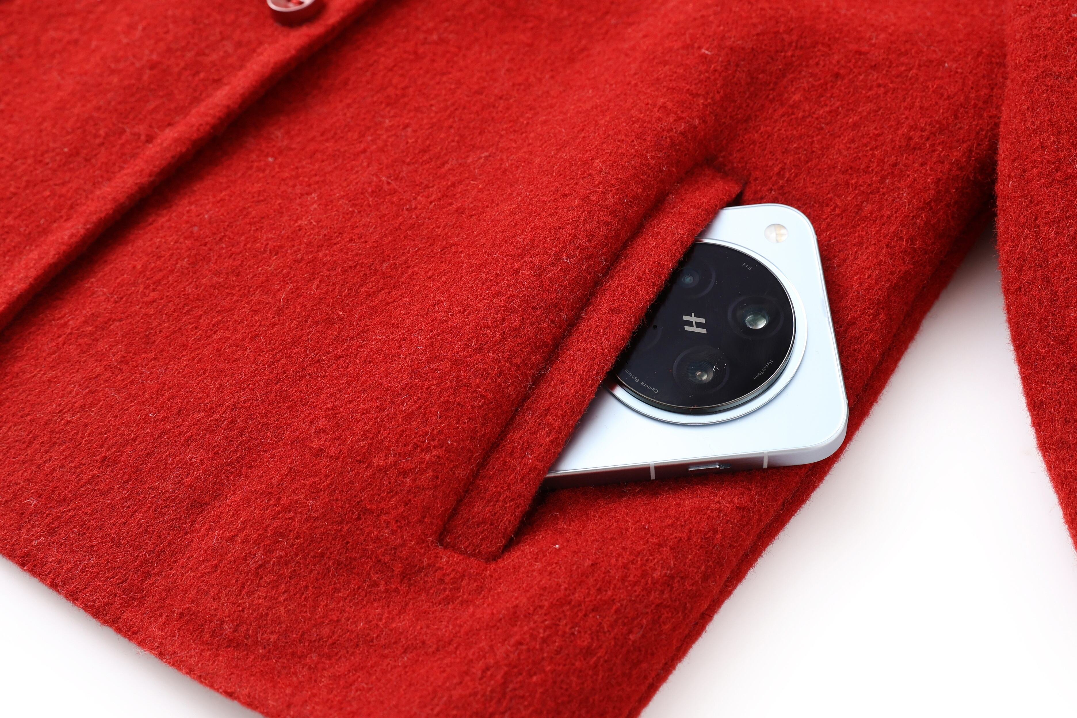 Elegant Women's Winter Quilted Wool Coat with Double-Breasted Closure and Fur Logo Decoration New Collection Ground Color supplier