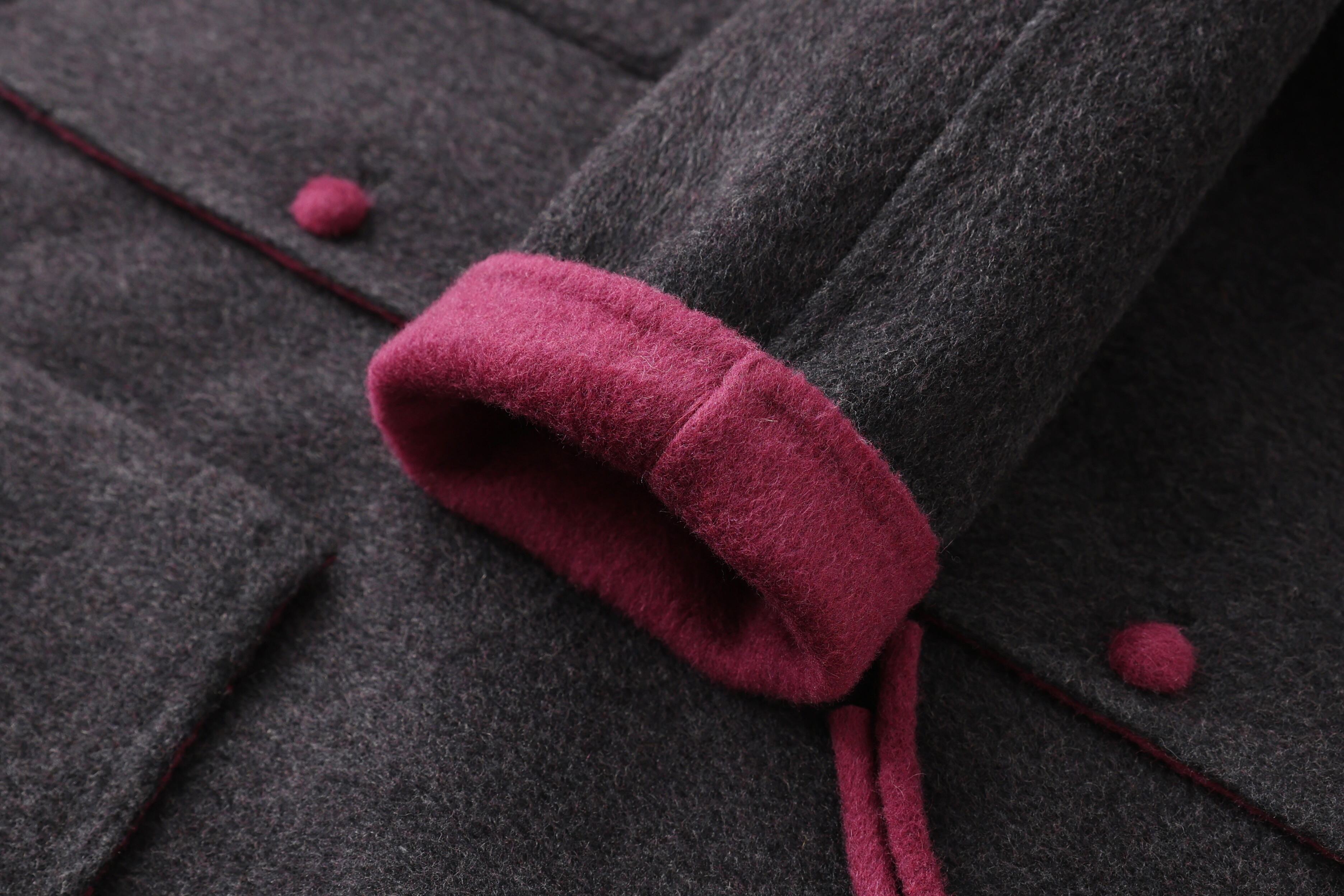 Practical Double-Breasted Woolen Coat with Cute Bow Decor and Button Closure Long Winter Jacket with Practical Pockets details