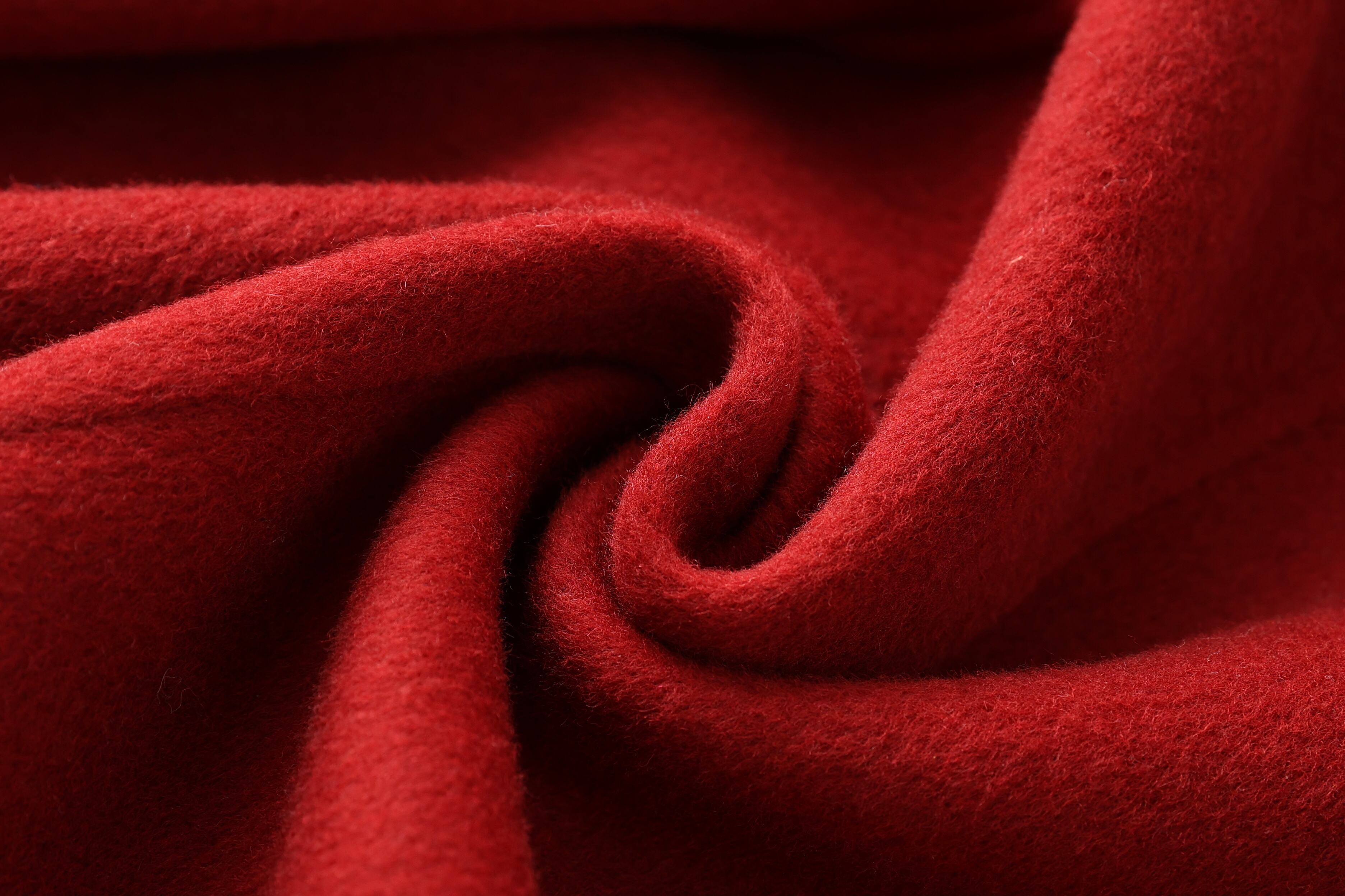 Women's Custom-Made High Quality Winter Wool Coat Long Double-Button Design with Belt Closure Elegant Style Button Decoration supplier