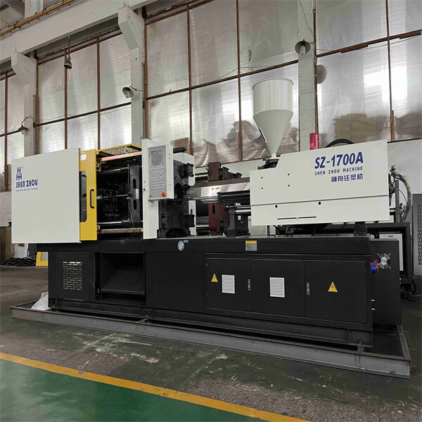 The convenience of a small plastic injection machine