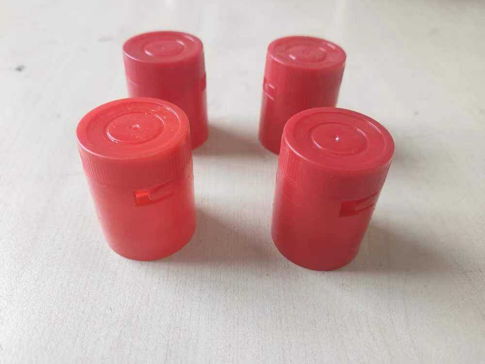 product plastic smooth surface lotion pump aluminium and pp foaming soap dispenser injection molding machines-1