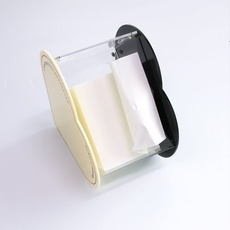 New Design Wholesale Handmade Modern Heart Shaped Acrylic Napkin Dispenser Holder Tissue Box manufacture