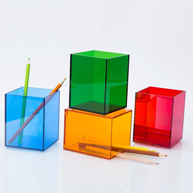 Factory Direct Sales customized various styles school office acrylic pen holder