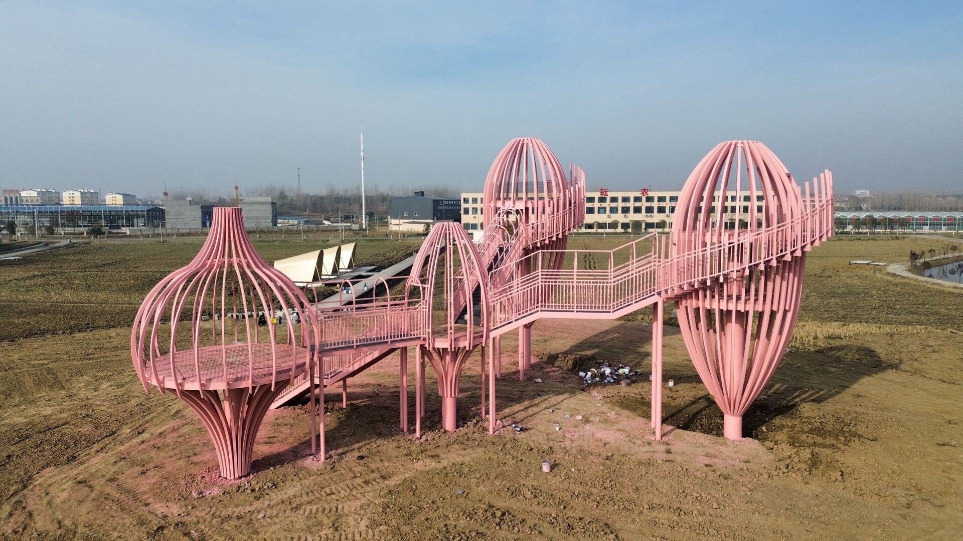 product customized outdoor scenic spots steel structure buildings special shaped for construction renovation old steel structures-2