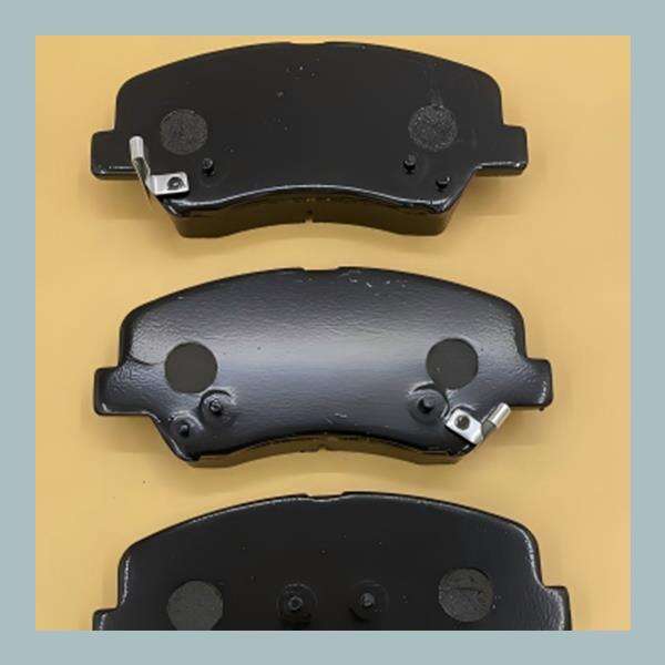 Long-lasting front disc brake pads for cost-effective maintenance