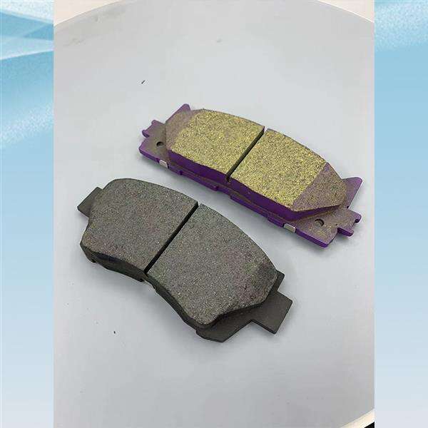 Découvrez une puissance de freinage optimale avec les plaquettes de frein céramiques Audi