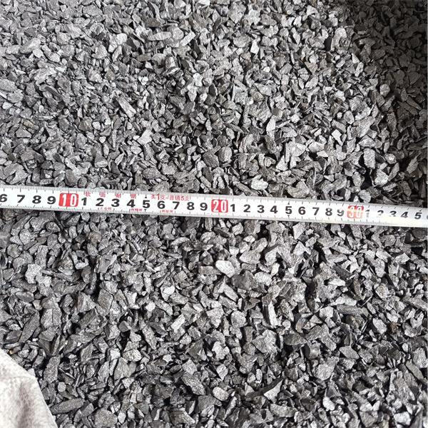 Widely used in foundries, steel plants, and other metalworking industries.