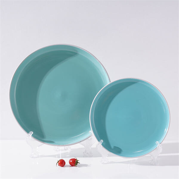 Add a touch of elegance to your table with ceramic dinnerware sets