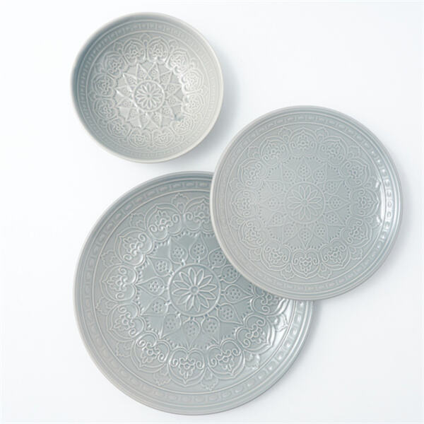 Transform your tabletop with chic and functional ceramic bowl plates