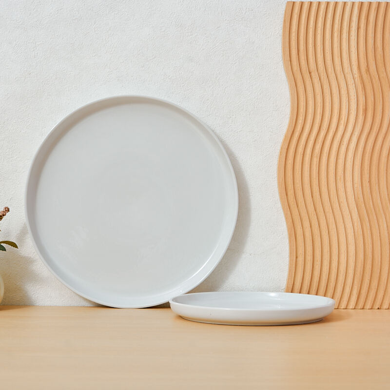 Wholesale Modern Ceramic Flat Plates Single Piece Customizable Size Dishwasher Microwave Safe Elegant Design for Restaurants manufacture