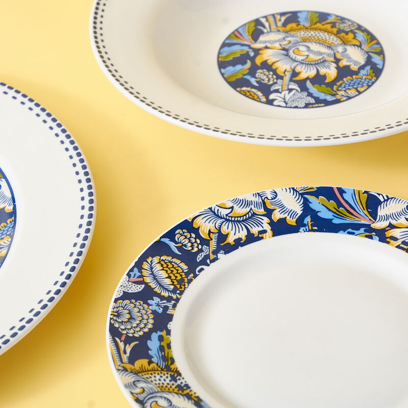 Newly Designed Ceramic Tableware with Green Floral Dinner Plate Patterns Dinnerware Sets for Daily Use manufacture