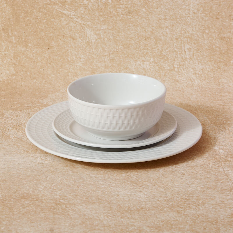 Wholesale 6-Piece Anime Cartoon Pattern White Porcelain Dinnerware Set for Hotels Dishwasher Safe & Sustainable manufacture