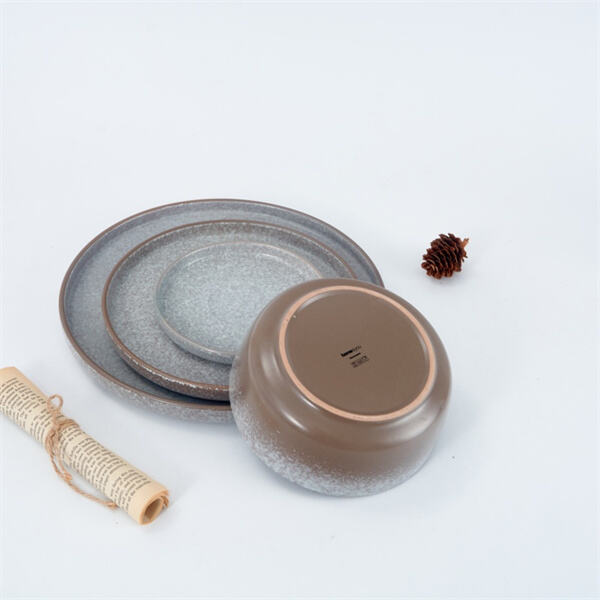 Turn mealtime into a special occasion with our eye-catching dinnerware sets