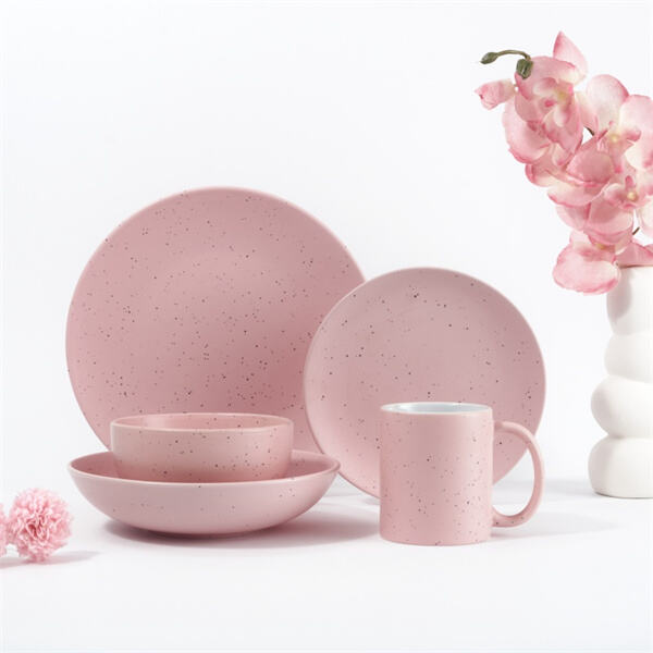 Easy-to-clean dinnerware sets perfect for busy lifestyles