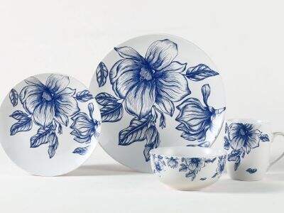 Festive Dining: Christmas Series Dinnerware for Memorable Holiday Tables
