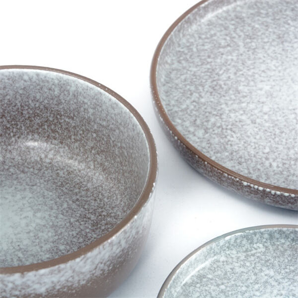 Elevating your dining experience with handcrafted ceramic plates and bowls.