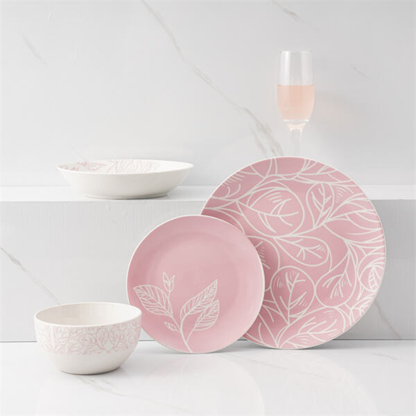 Set the perfect table for any occasion with a versatile dinner se