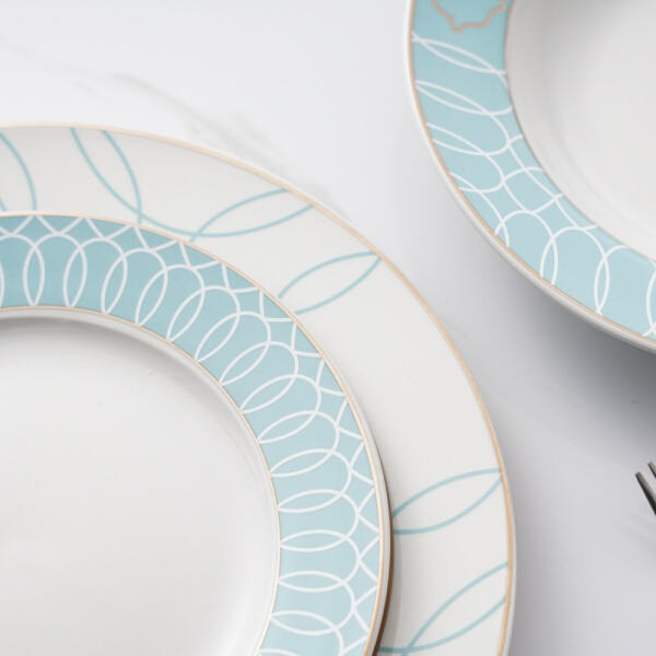 Impress your guests with beautifully crafted stoneware serving plates