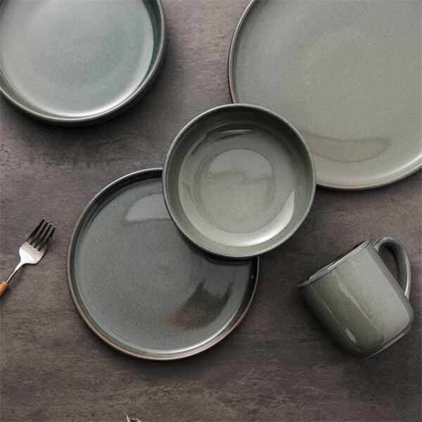 Impress your guests with chic and stylish porcelain modern dinnerware.