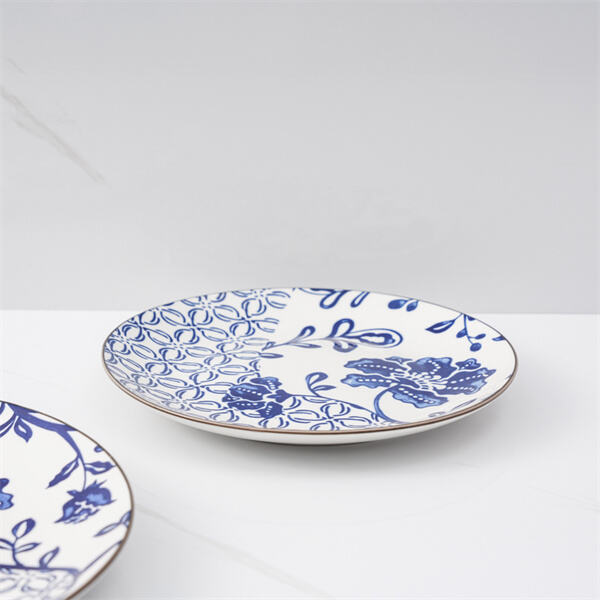 Make every meal special with personalized ceramic plates made to suit your style