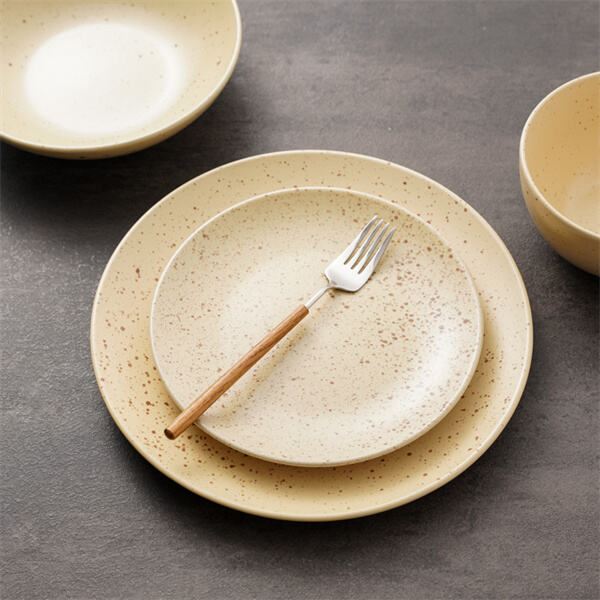Upgrade your table du00e9cor with a matching plate se