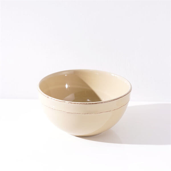 Discovering the history and tradition of ceramic bowl making