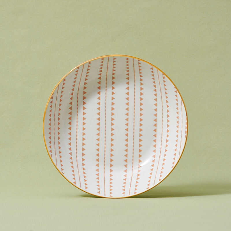 Eco-Friendly Simple Style Ceramic Porcelain Dinnerware Set Dishwasher Safe Tableware for Home Hotel Durable Food Serving Plates factory