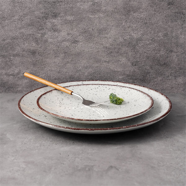 Impress your guests with a stunning fine china plate se