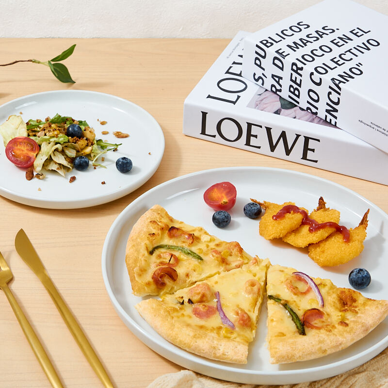 Wholesale Modern Ceramic Flat Plates Single Piece Customizable Size Dishwasher Microwave Safe Elegant Design for Restaurants supplier