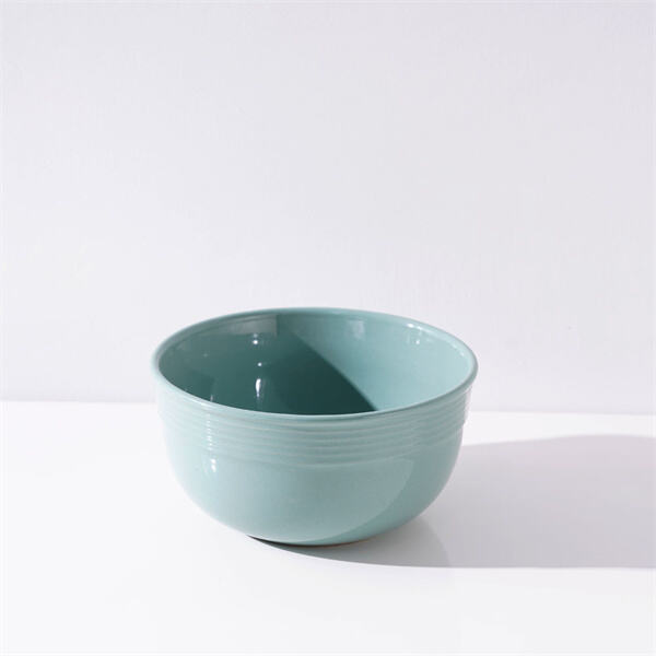 The essential blue ceramic bowl for every meal