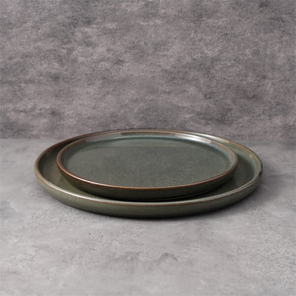 Add a touch of sophistication to your meals with a fine china plate se