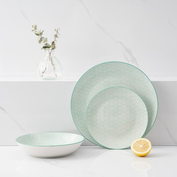The versatility of stoneware dishes for every meal