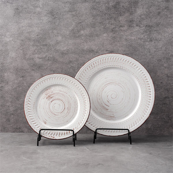 Upgrade Your Table Setting with a Sophisticated Porcelain Dinner Plate Se