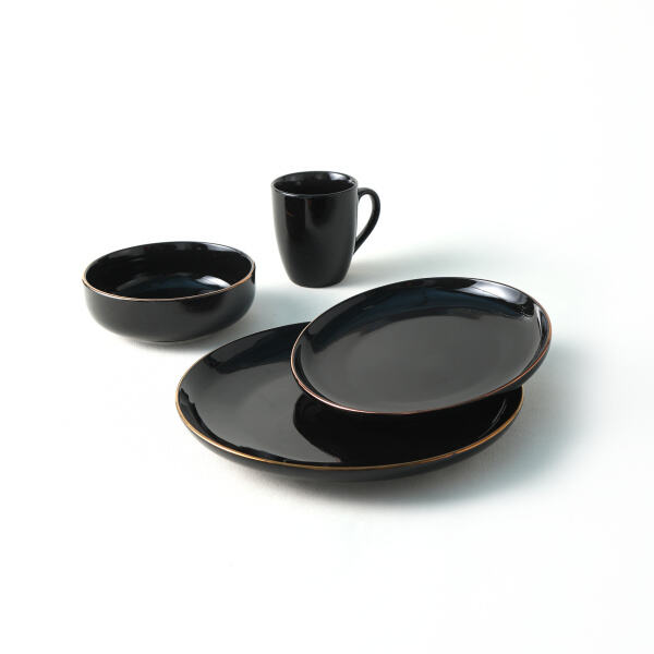 Create a timeless table setting with vintage dinnerware sets